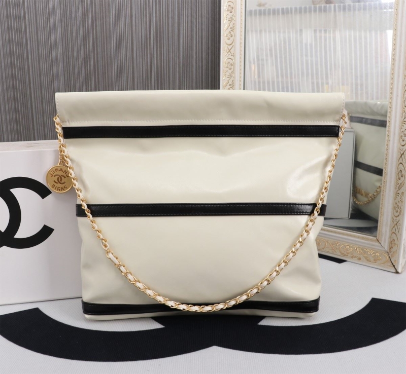 Ch**el hobo 22 bags